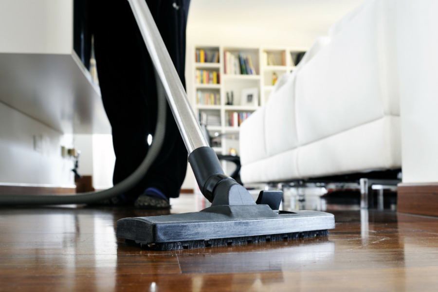 Haushaltshilfe Reinigung Reiniger Hausmeister Hauswirtschaft - Reinigung